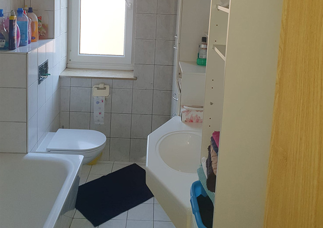Badezimmer vor der Sanierung